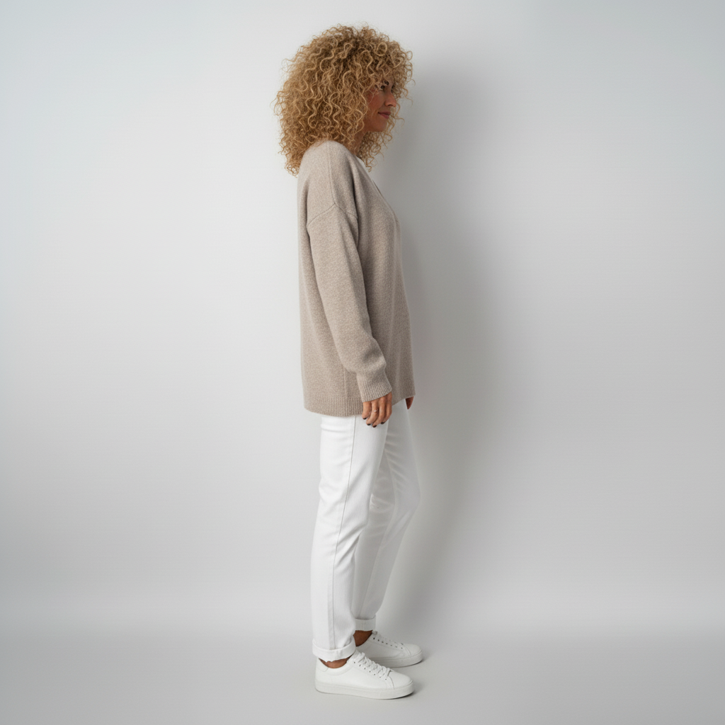 Women’s Cashmere V-Neck Jumper with Relaxed Fit