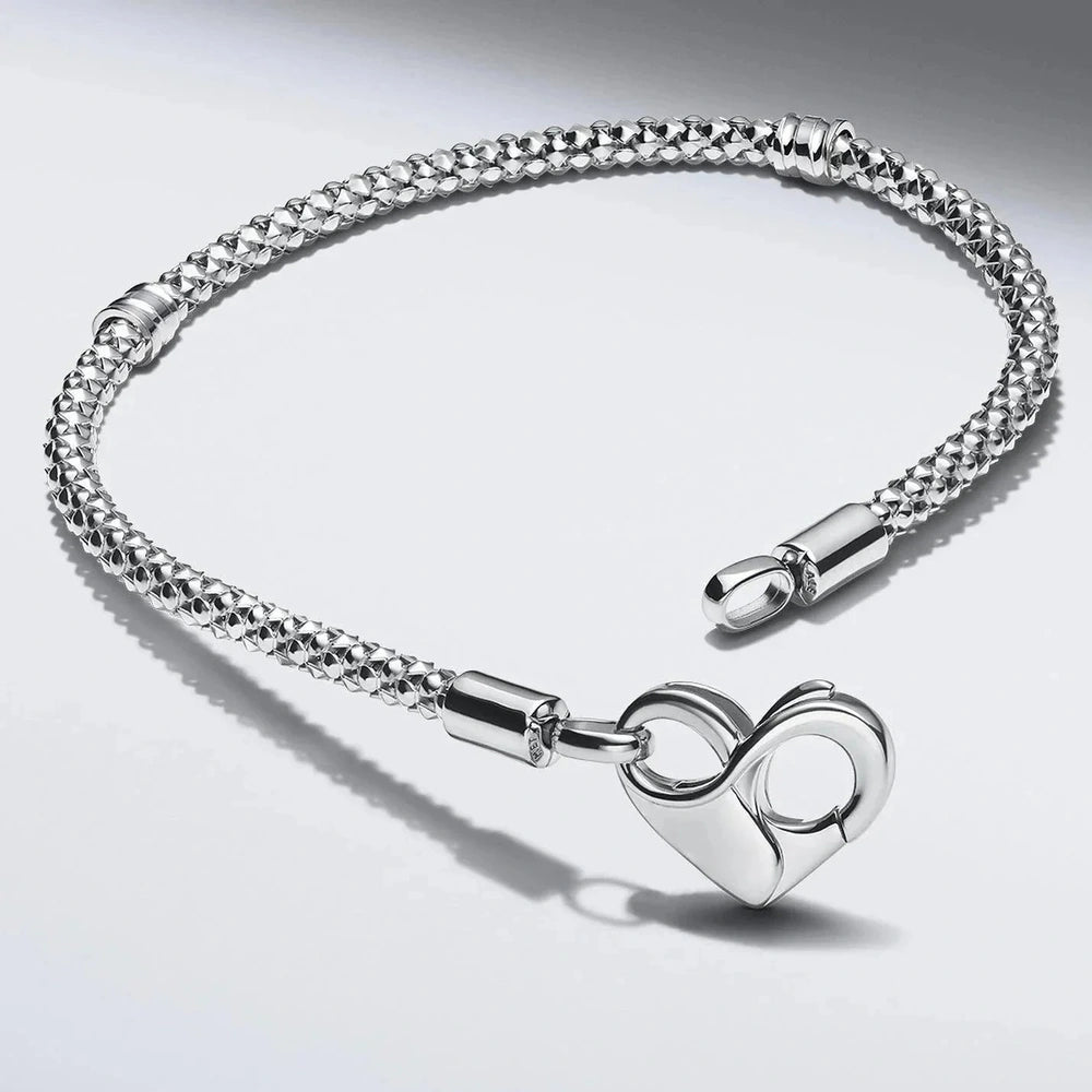 Evelyn Women’s Intertwined Heart Clasp Bracelet – Timeless Design 6